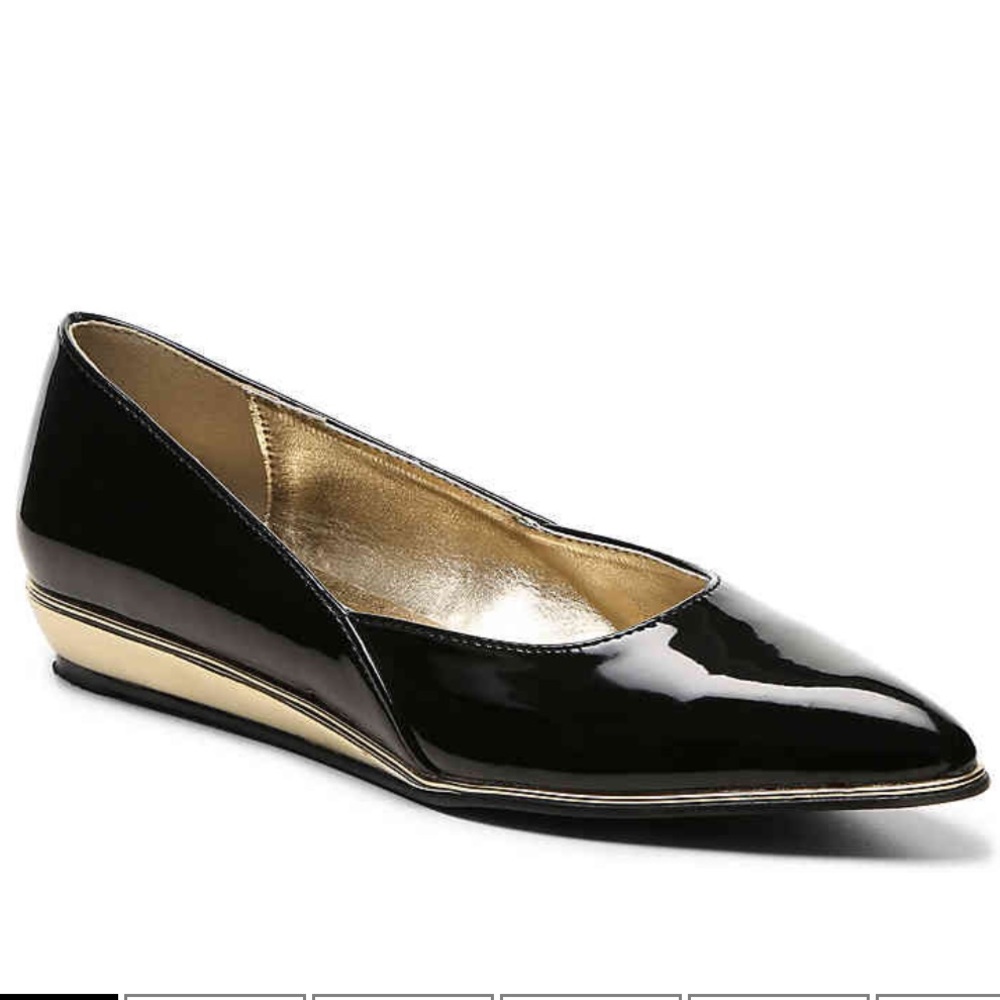 BRAND NEW! never worn! Still in original box!